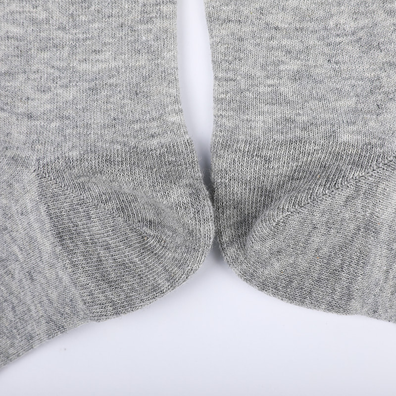 Fésült pamut pamut burkolt ammónia zokni 98% pamut fonal kis jacquard kézzel varrott őszi és téli férfi zokni WSD2581